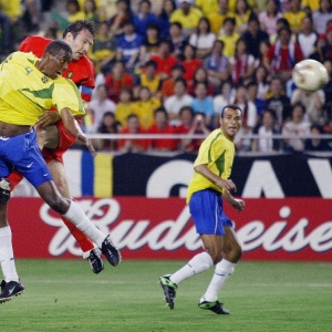 Top 5: Confira erros de arbitragem que favoreceram a seleção brasileira na história das Copas