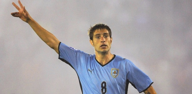 Sebastian Eguren está em defesa da seleçao do Uruguai na Copa das Confederações