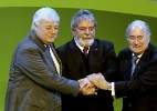Blog do Menon: Lula convenceu Ricardo Teixeira a não renunciar