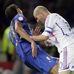 Zidane considerou positiva sua expulso na final da Copa-2006 aps cabeada em Materazzi