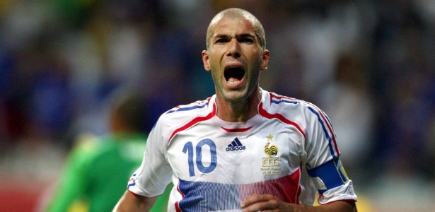 Zidane comemora depois da vitória da França sobre o Brasil na Copa de 2006 - AFP