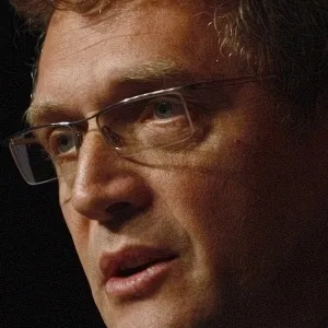 Jérôme Valcke, secretário-geral da Fifa, concede entrevista na Cidade do Cabo - Siphiwe Sibeko/Reuters