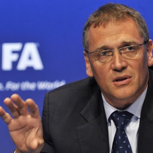 Jrme Valcke justificou deciso da Fifa por data coincidir com pronunciamento contra Mandela