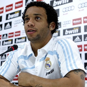 Fora da seleo brasileira, Marcelo passa por<br>bom momento no espanhol Real Madrid