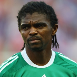 Convocado pela 1ª vez para a seleção nigeriana<br>em 1994, Kanu anunciou sua despedida da equipe