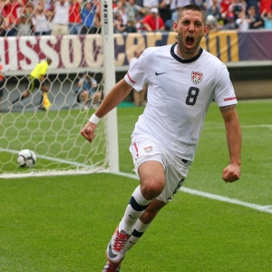 Dempsey esteve nas finais da Liga Europa e Copa das Confederaes, derrotado nas duas decises