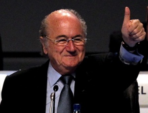 Joseph Blatter anuncia candidatura para seguir  frente da Fifa durante o 60 congresso da entidade
