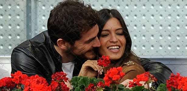 Momento romântico entre Casillas e a namorada, a repórter Sara Carbonero - Dani Pozo/AFP