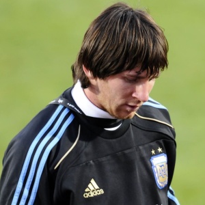 Messi em treino da Argentina dois dias antes da partida contra Grcia pela ltima rodada do grupo