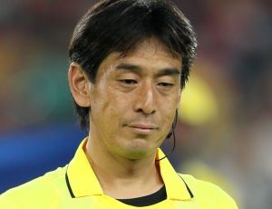 Yuichi Nishimura j atuou em trs partidas da Copa do Mundo e distribuiu doze cartes amarelos e um carto vermelho. A expulso foi aplicada sobre o uruguaio Nicolas Lordeiro, no jogo contra a Frana, pela primeira rodada do Mundial da frica do Sul