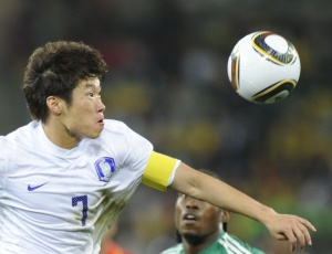 Park Ji-sung pede que Coreia do Sul pense apenas na partida contra o Uruguai, pelas oitavas de final