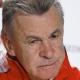 Hitzfeld afirma que segue à frente da Suíça até a Euro-2012