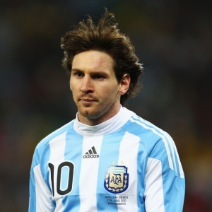 Messi foi poupado do treino da seleo argentina desta quinta-feira por conta de um resfriado