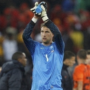 Destaque defensivo da Laranja Mec�nica, o goleiro Stekelenburg s� levou gols de p�nalti no Mundial