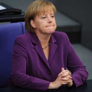 Angela Merkel viajar para a frica do Sul com o objetivo de ver a seleo alem contra a Argentina