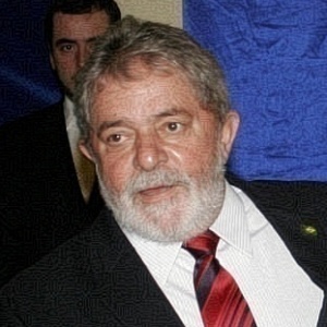 Em visita  Zmbia, Lula disse no saber se assistir  deciso da Copa no estdio Soccer City