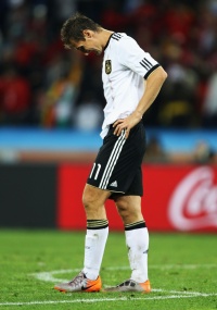 Klose pode entrar no segundo tempo para tentar igualar a marca de Ronaldo, que marcou 15 gols em Copas. O alemo tem 14